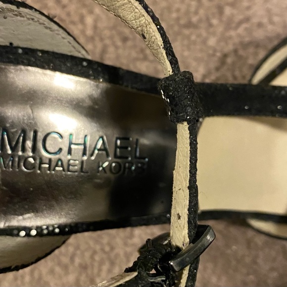 Michael Kors Diana T-Strap Black Glitter Sandals size 8 - Picture 2 of 7